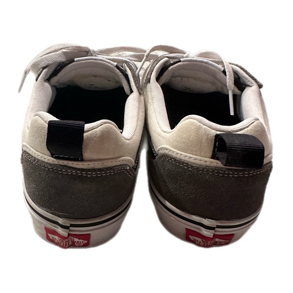 VANS Off The Wall Size 9.5 Men's Skate Shoes - Picture 6 of 9